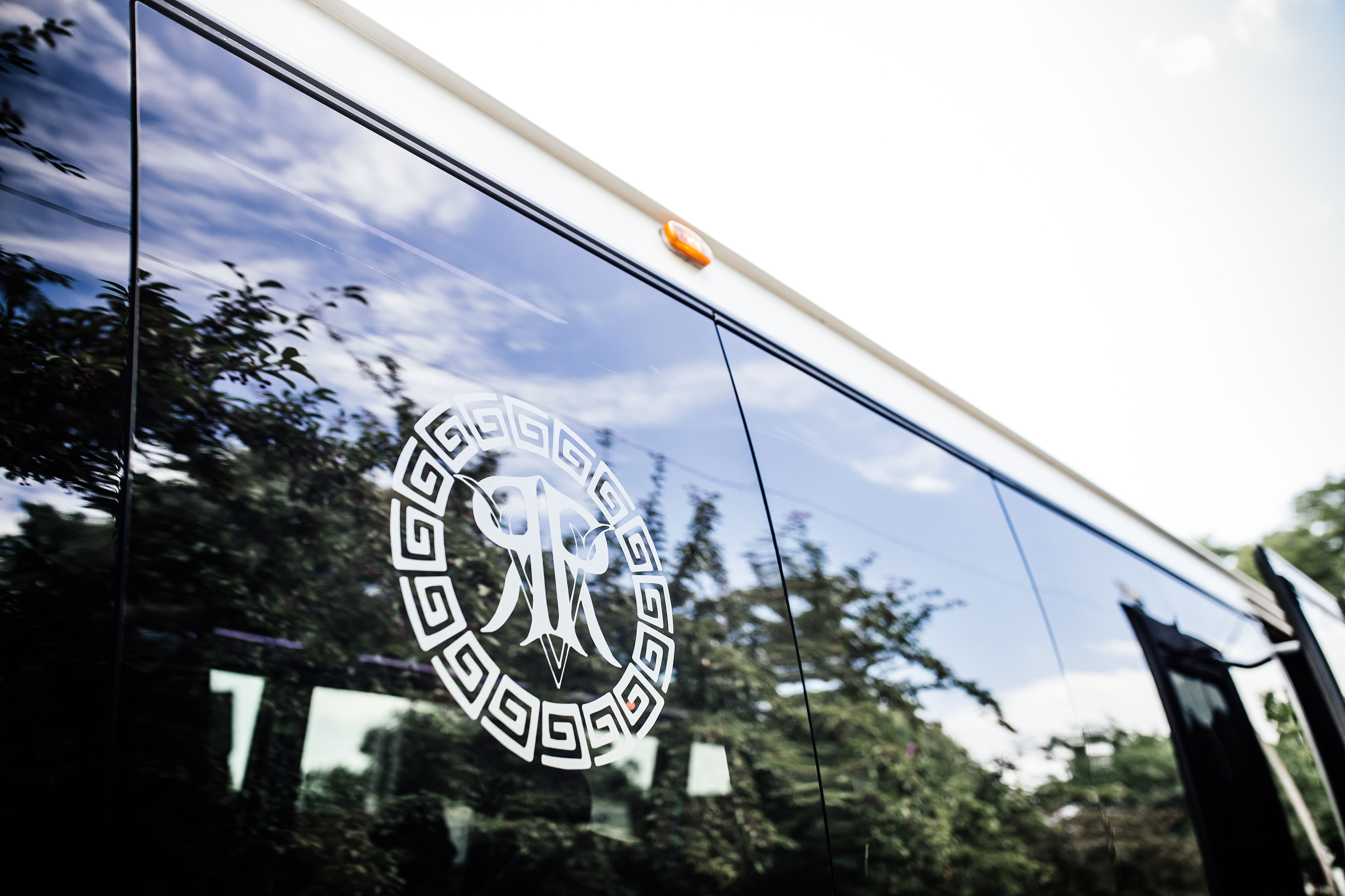 ReneesLimousines_Minnesota_Limousine_Rental